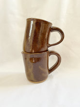 Load image into Gallery viewer, Brown mug
