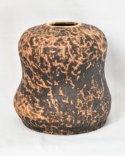 Load image into Gallery viewer, Cheetah Vase
